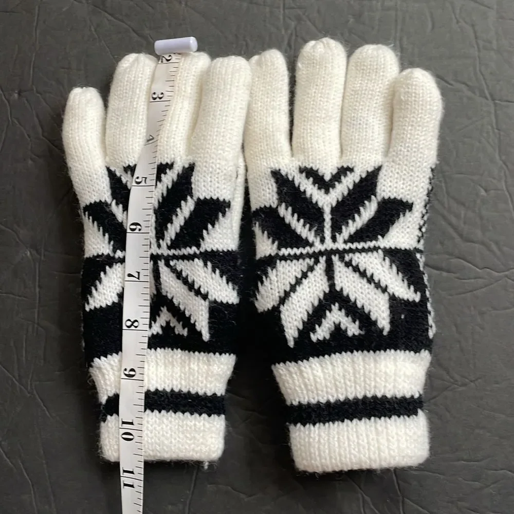 Sherpa Lining Winter Ski Gloves, Stretchable Snowflake White Black Unisex